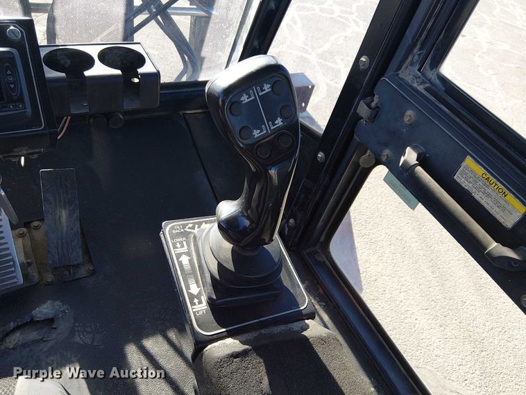 image for item EE5147 2009 Taylor TXH400L forklift