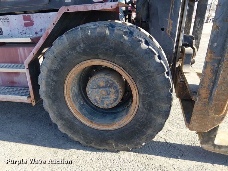 image for item EE5147 2009 Taylor TXH400L forklift