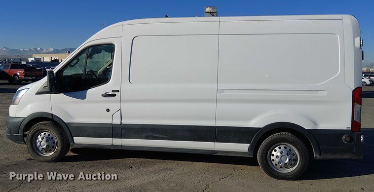 image for item EE5148 2020 Ford Transit 350 utility van