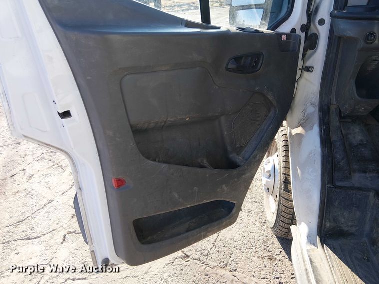 image for item EE5148 2020 Ford Transit 350 utility van