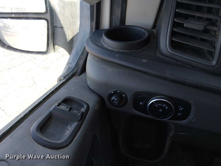 image for item EE5148 2020 Ford Transit 350 utility van