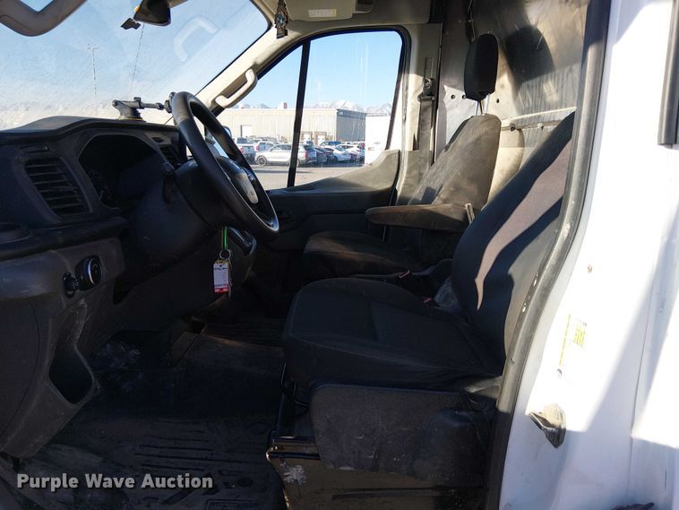 image for item EE5148 2020 Ford Transit 350 utility van