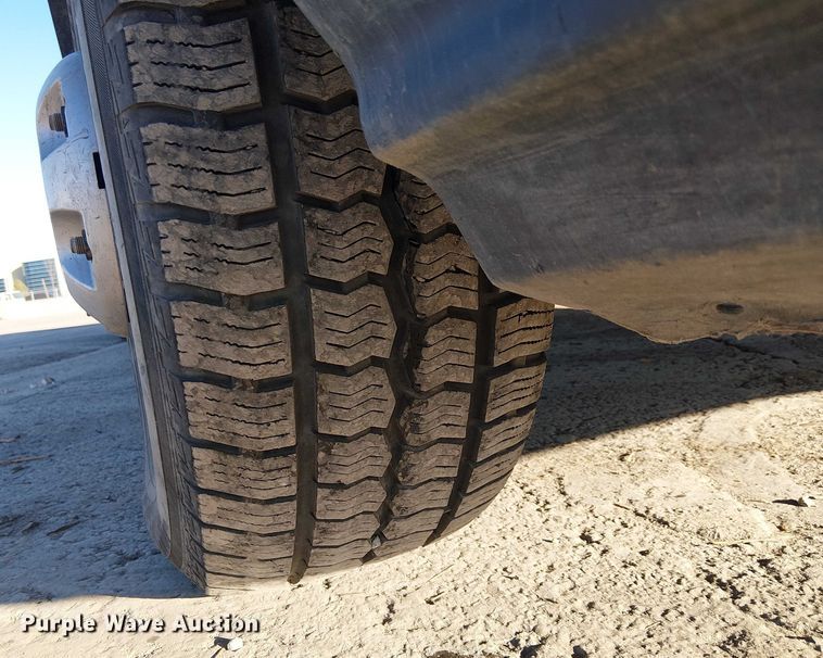 image for item EE5148 2020 Ford Transit 350 utility van