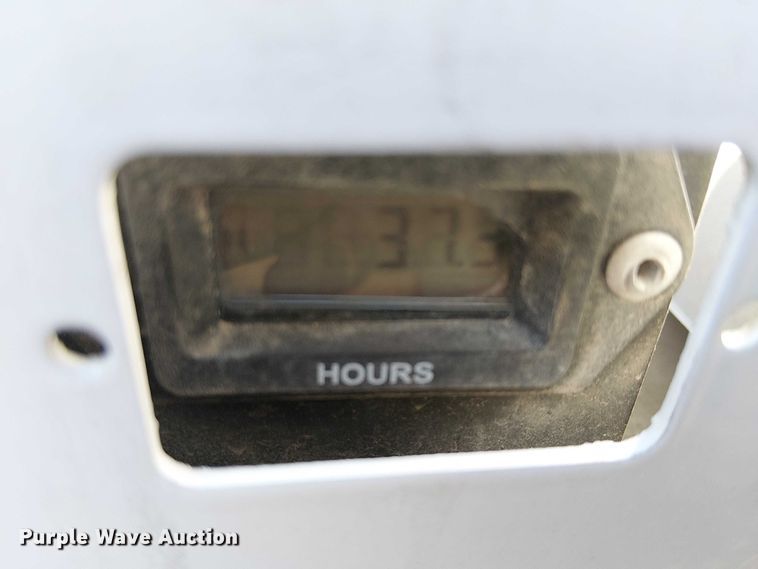 image for item EE5149 2007 Peterbilt 335 utility / service truck