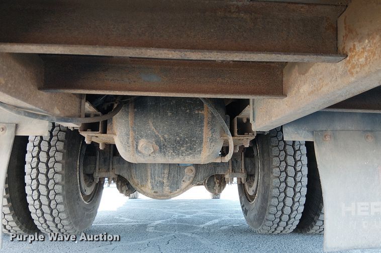 image for item EE5149 2007 Peterbilt 335 utility / service truck