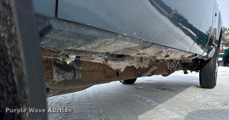 image for item EF2370 2011 GMC Sierra 2500HD Ext. Cab pickup truck