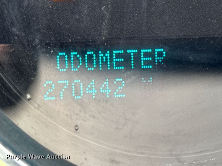 image for item EF2370 2011 GMC Sierra 2500HD Ext. Cab pickup truck