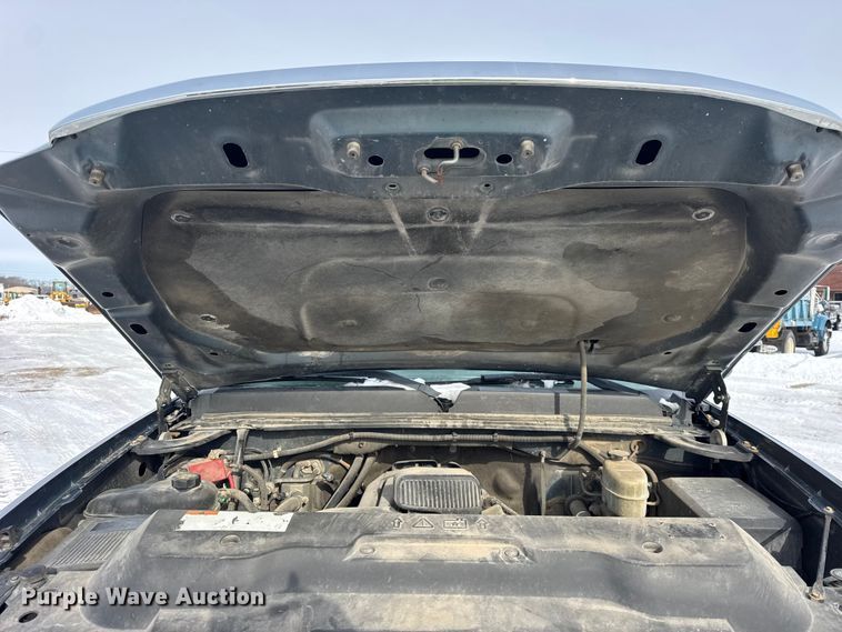 image for item EF2370 2011 GMC Sierra 2500HD Ext. Cab pickup truck