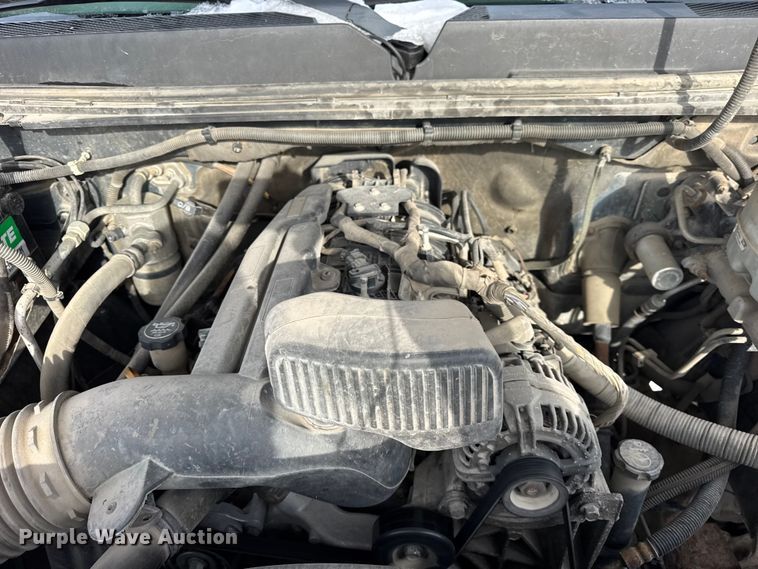 image for item EF2370 2011 GMC Sierra 2500HD Ext. Cab pickup truck