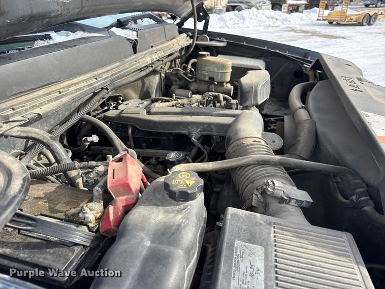 image for item EF2370 2011 GMC Sierra 2500HD Ext. Cab pickup truck