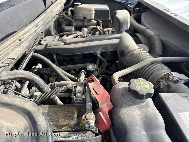 image for item EF2370 2011 GMC Sierra 2500HD Ext. Cab pickup truck