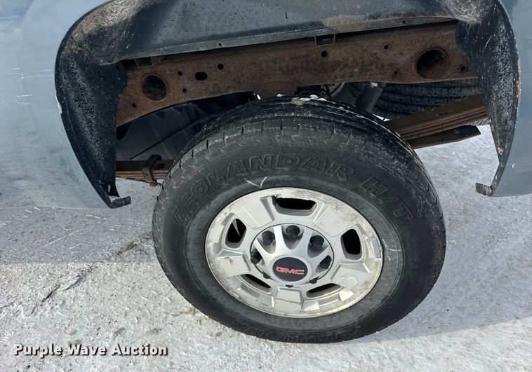 image for item EF2370 2011 GMC Sierra 2500HD Ext. Cab pickup truck