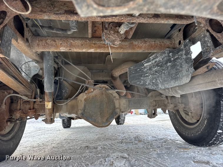 image for item EF2371 2011 GMC Sierra 2500HD Ext. Cab pickup truck