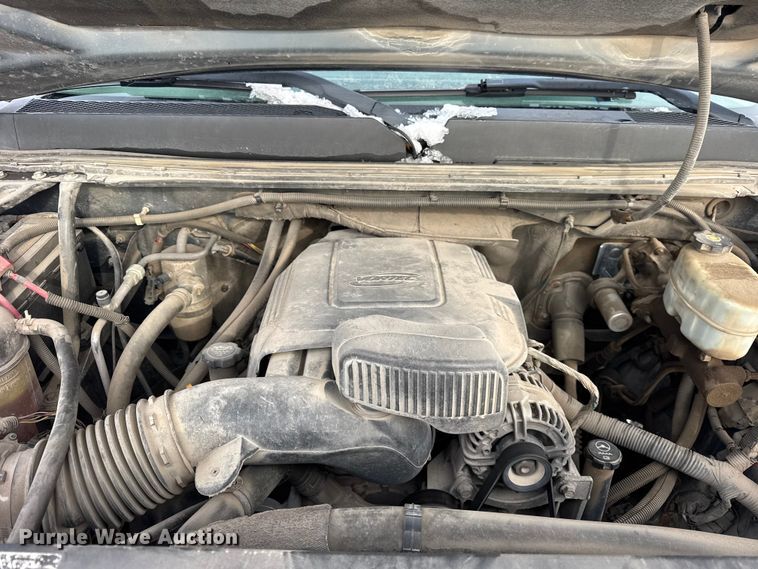 image for item EF2371 2011 GMC Sierra 2500HD Ext. Cab pickup truck