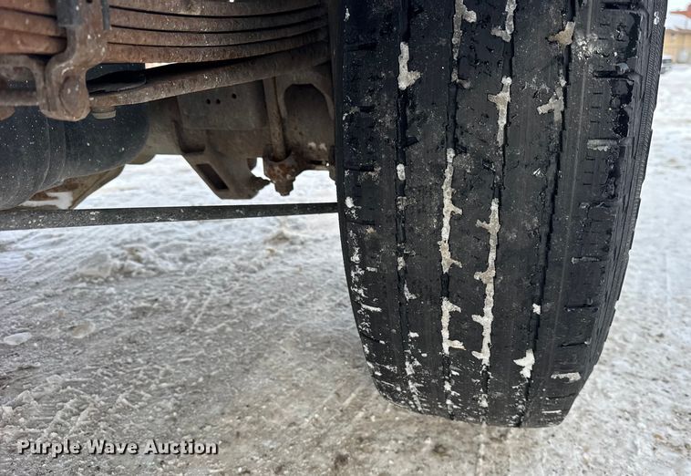 image for item EF2371 2011 GMC Sierra 2500HD Ext. Cab pickup truck