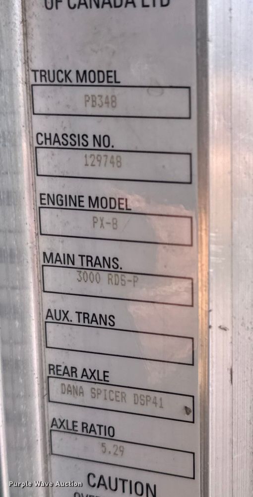 image for item EG1793 2011 Peterbilt 348 rollback truck