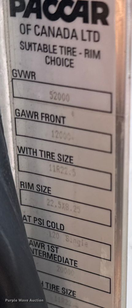 image for item EG1793 2011 Peterbilt 348 rollback truck