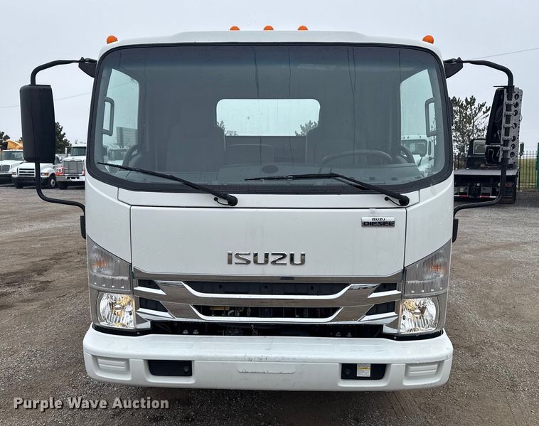 image for item EG1828 2022 Isuzu NRR rollback truck