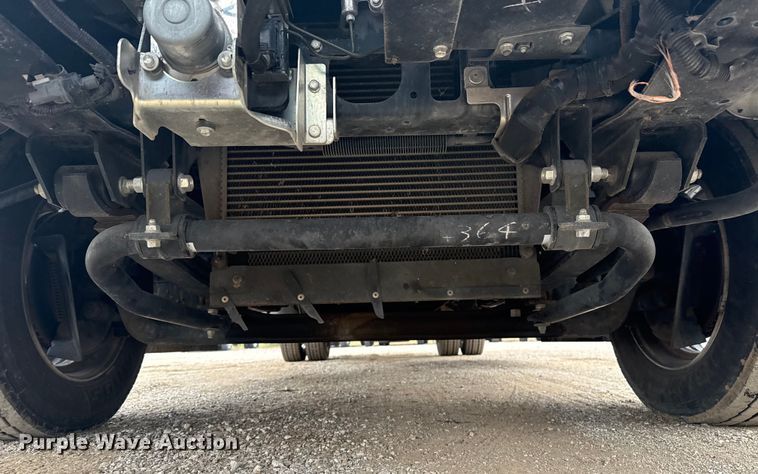 image for item EG1828 2022 Isuzu NRR rollback truck