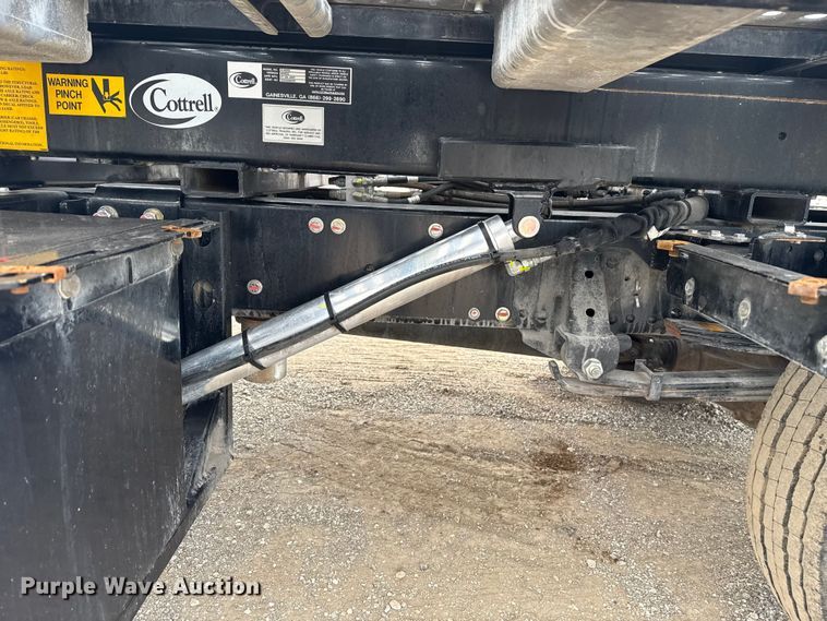 image for item EG1828 2022 Isuzu NRR rollback truck