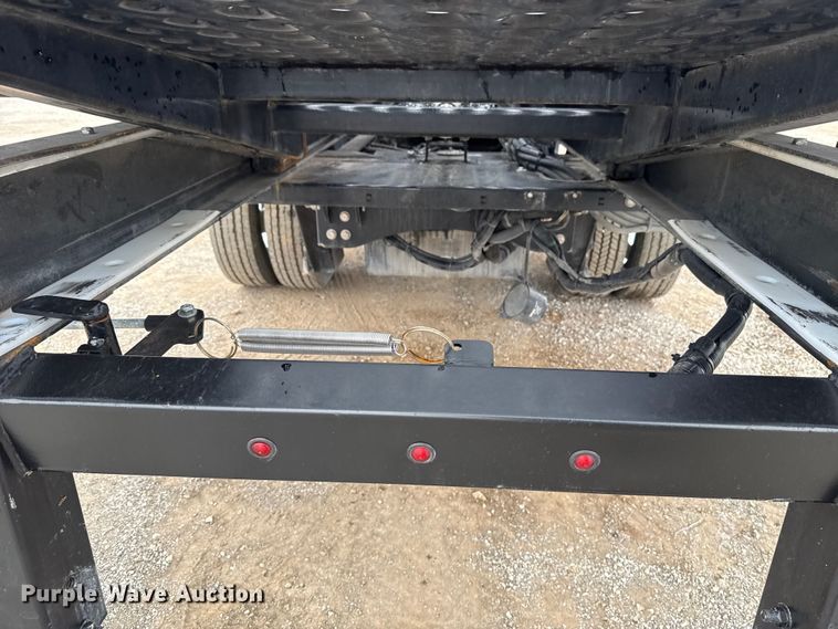 image for item EG1828 2022 Isuzu NRR rollback truck