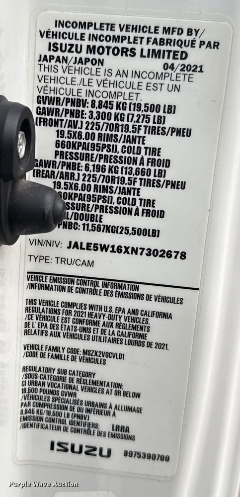 image for item EG1828 2022 Isuzu NRR rollback truck