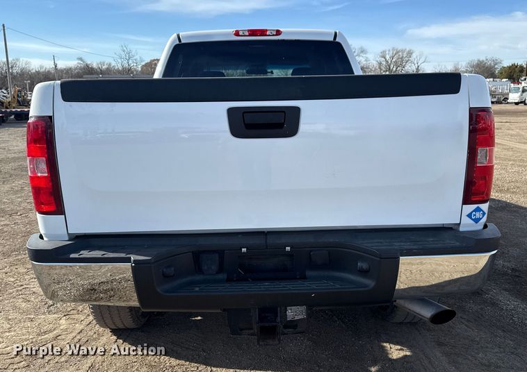 image for item EG1857 2011 Chevrolet 2500HD Crew Cab pickup truck