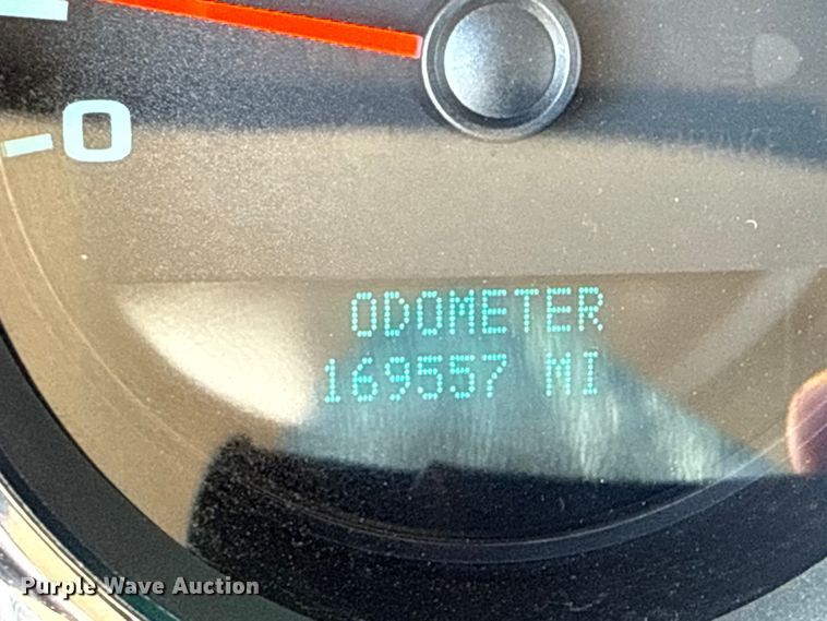 image for item EG1857 2011 Chevrolet 2500HD Crew Cab pickup truck