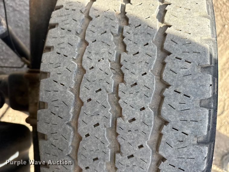 image for item EG1857 2011 Chevrolet 2500HD Crew Cab pickup truck