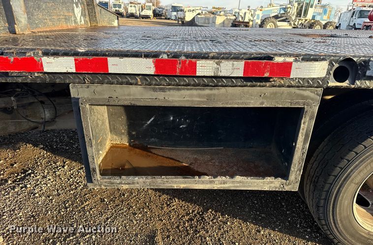 image for item EG1912 2013 Chevrolet Silverado 3500HD flatbed pickup truck