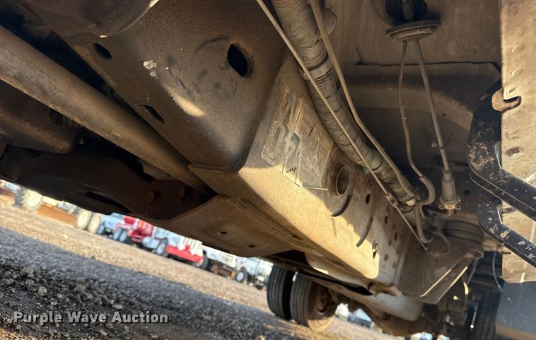 image for item EG1912 2013 Chevrolet Silverado 3500HD flatbed pickup truck