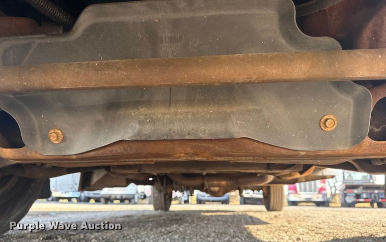 image for item EG1916 2007 Chevrolet Express bus