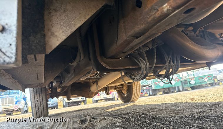 image for item EG1916 2007 Chevrolet Express bus