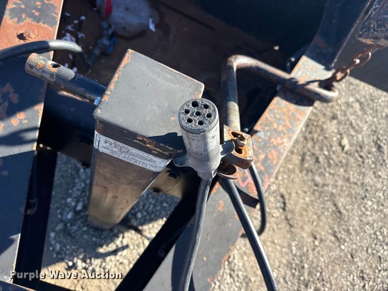 image for item EG1927 2011 Interstate Trailers 20DTA equipment trailer