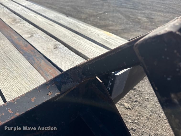 image for item EG1927 2011 Interstate Trailers 20DTA equipment trailer