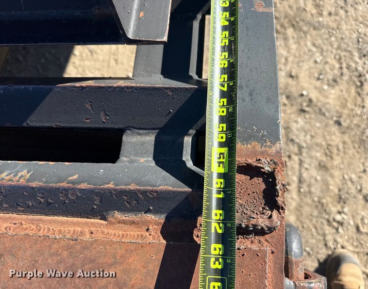 image for item EG1927 2011 Interstate Trailers 20DTA equipment trailer