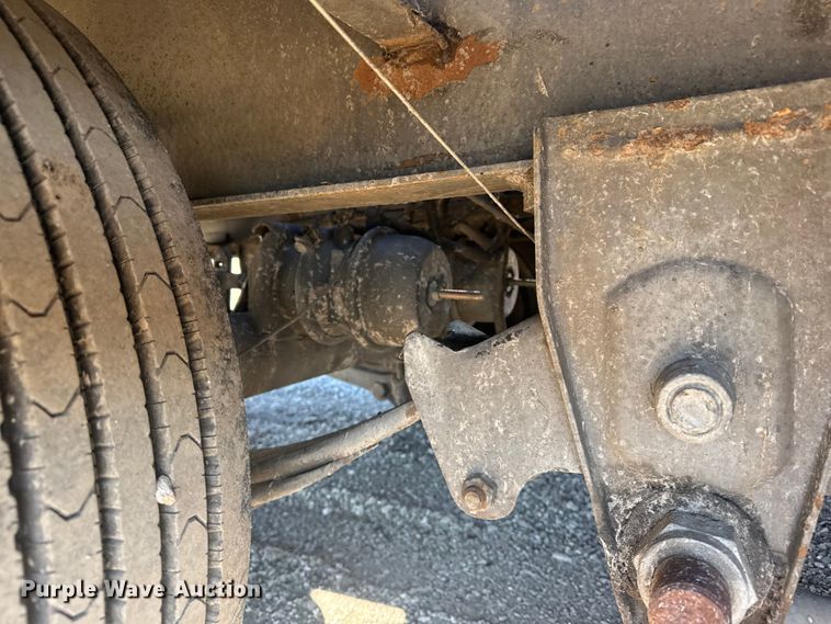 image for item EG1927 2011 Interstate Trailers 20DTA equipment trailer