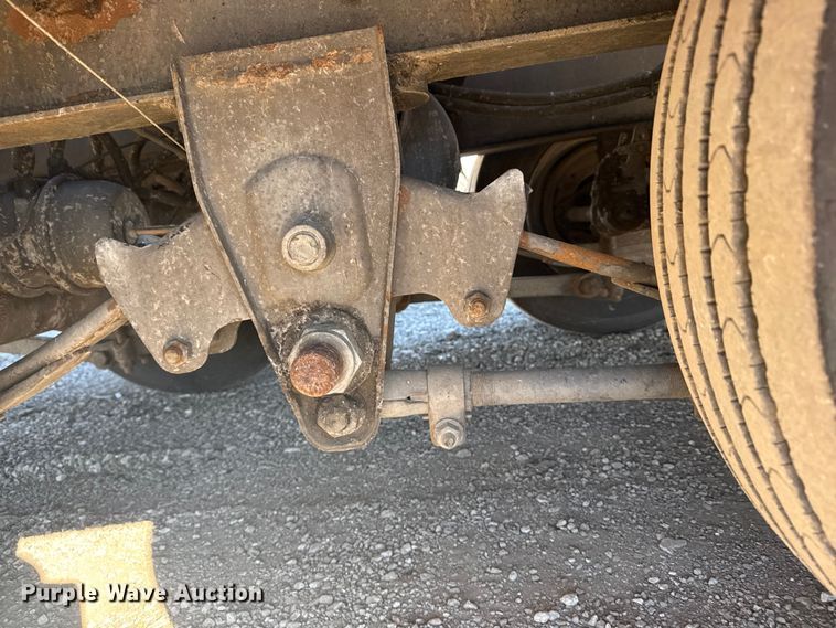 image for item EG1927 2011 Interstate Trailers 20DTA equipment trailer