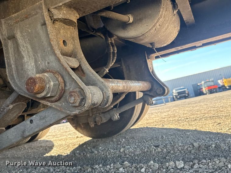 image for item EG1927 2011 Interstate Trailers 20DTA equipment trailer