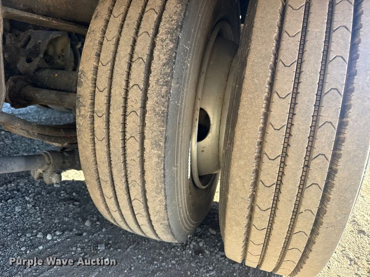 image for item EG1927 2011 Interstate Trailers 20DTA equipment trailer