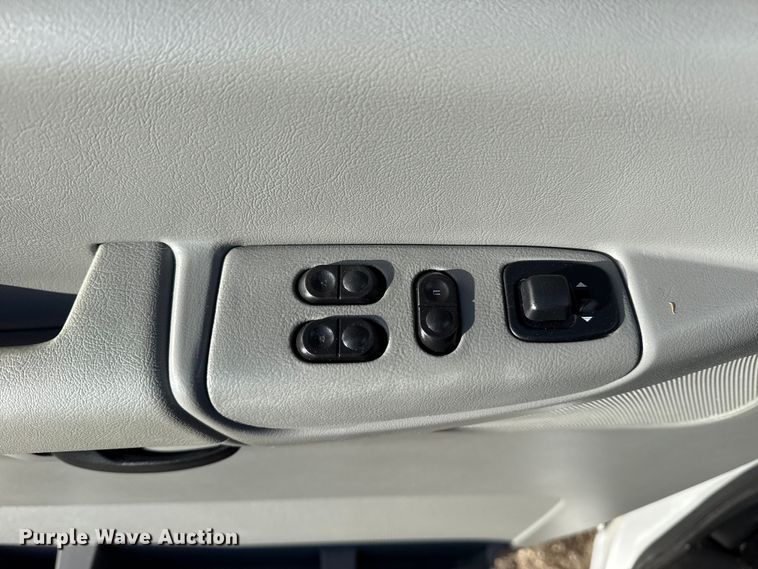 image for item EG1935 2008 Ford E350 handicap accessible van