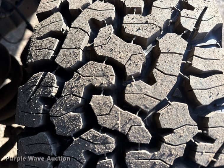 image for item EG1935 2008 Ford E350 handicap accessible van