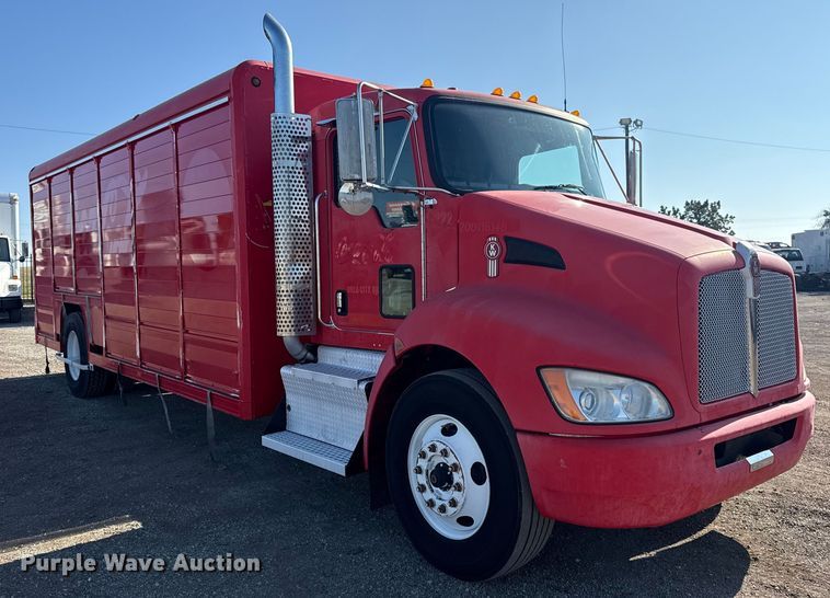 image for item EG1939 2012 Kenworth T370 delivery truck