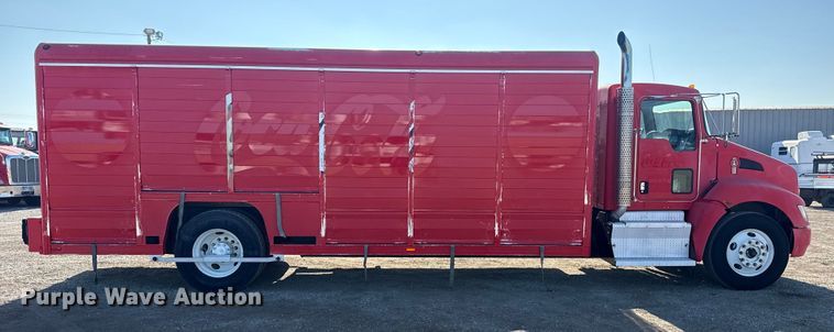 image for item EG1939 2012 Kenworth T370 delivery truck