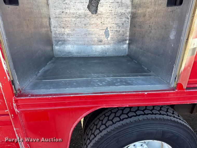 image for item EG1939 2012 Kenworth T370 delivery truck