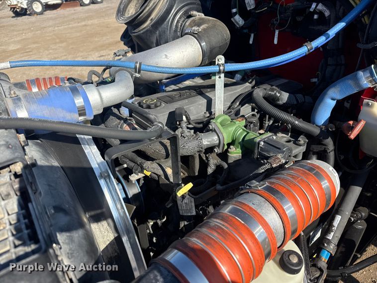 image for item EG1939 2012 Kenworth T370 delivery truck