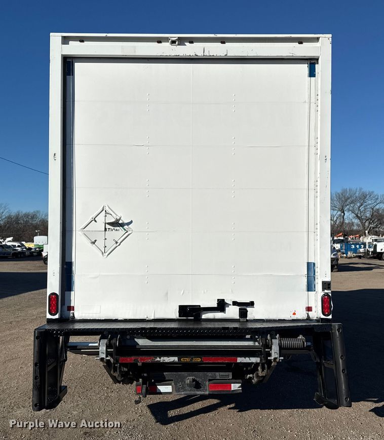 image for item EG1966 2020 Isuzu NRR box truck