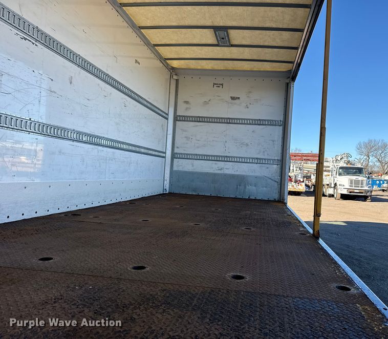 image for item EG1966 2020 Isuzu NRR box truck