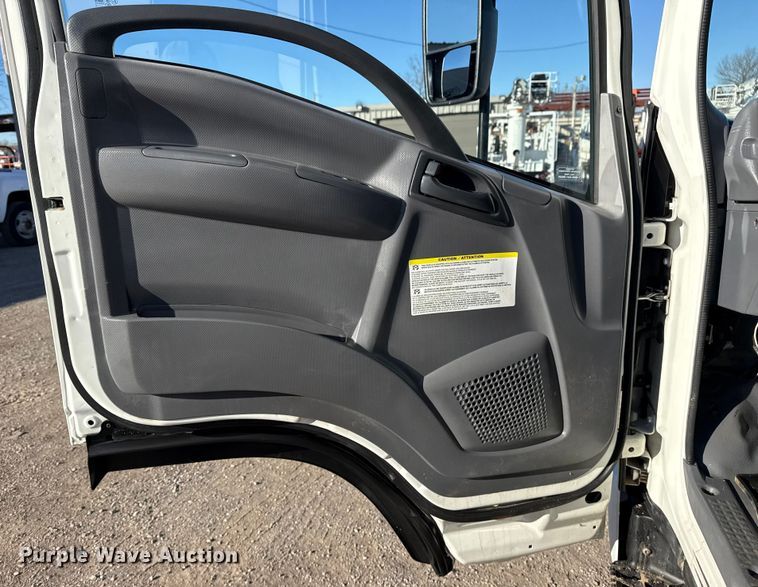 image for item EG1966 2020 Isuzu NRR box truck