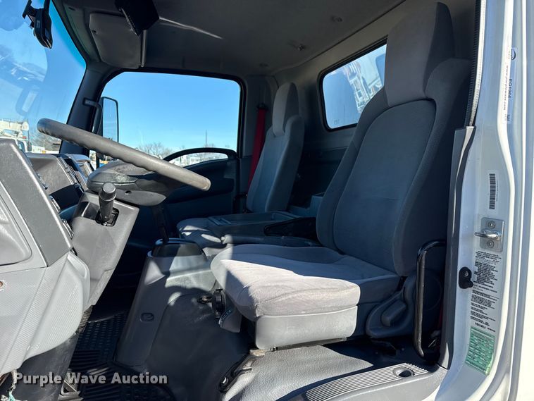 image for item EG1966 2020 Isuzu NRR box truck